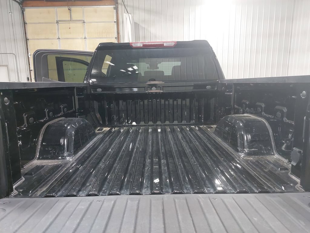 Used 2024 Chevrolet Silverado 1500 LT AWD/4WD image 12