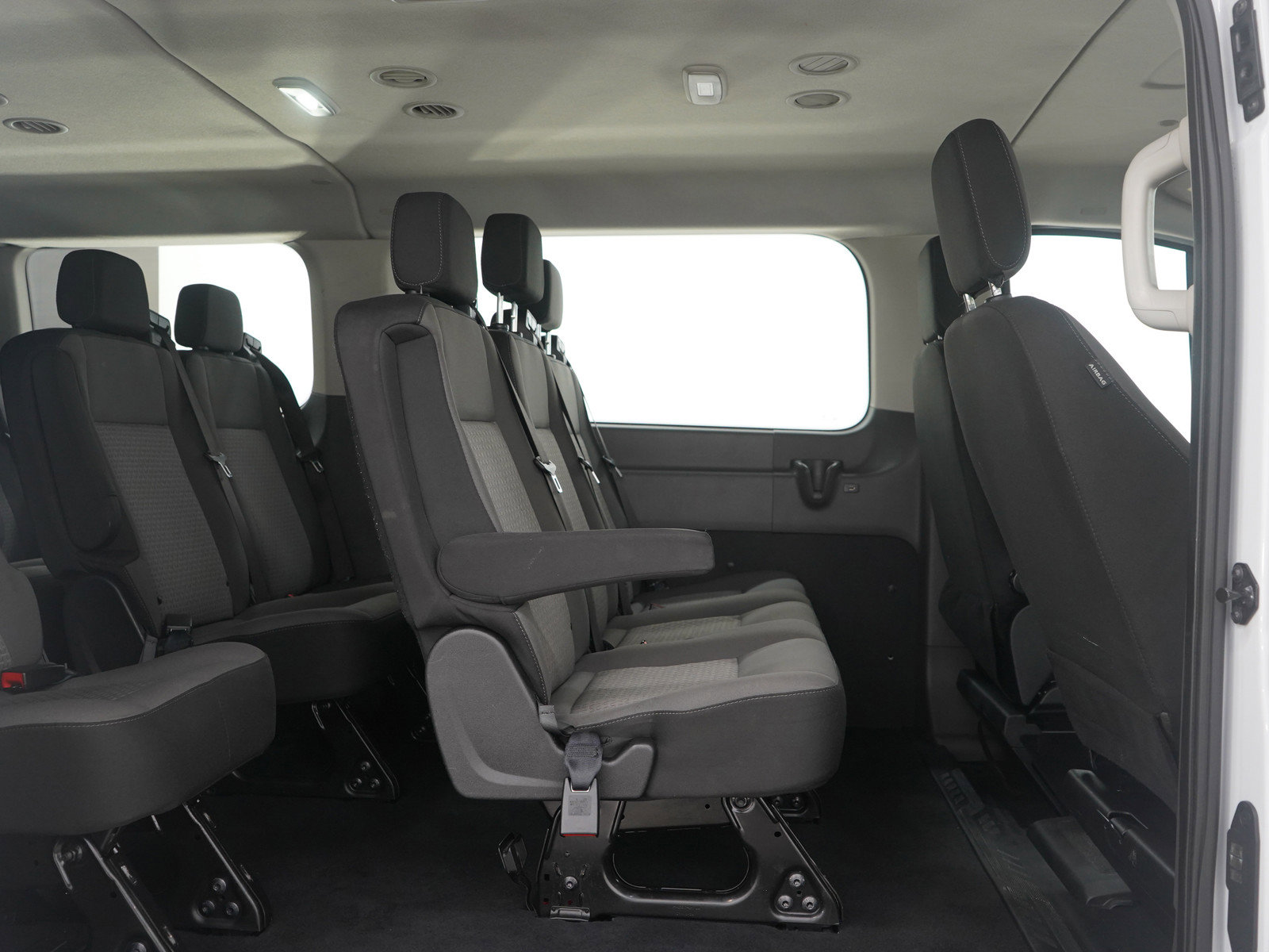 Used 2024 Ford Transit 350 XLT image 12