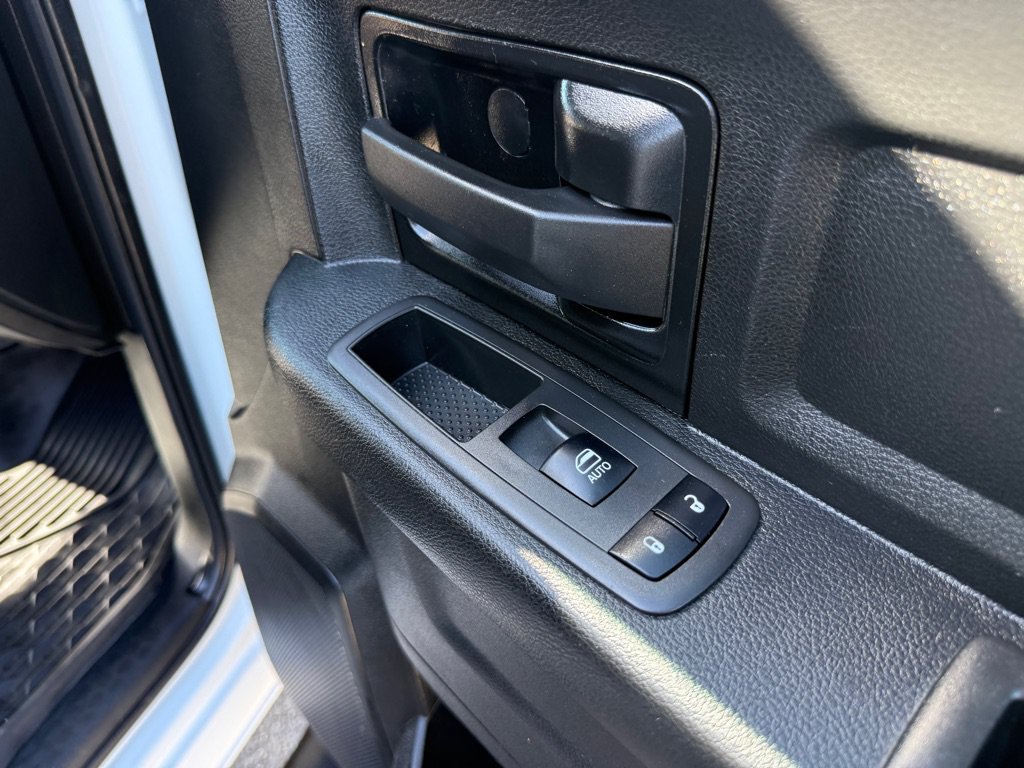 Used 2022 RAM 3500 Tradesman AWD/4WD image 25