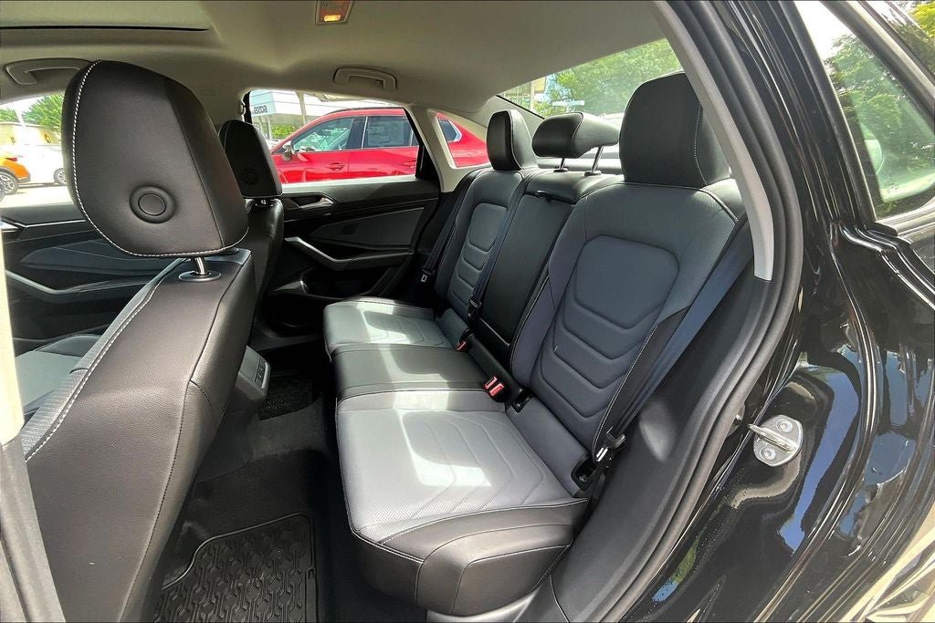 New 2026 Volkswagen Jetta SEL FWD image 19