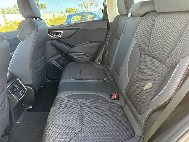 Used 2023 Subaru Forester Premium image 13