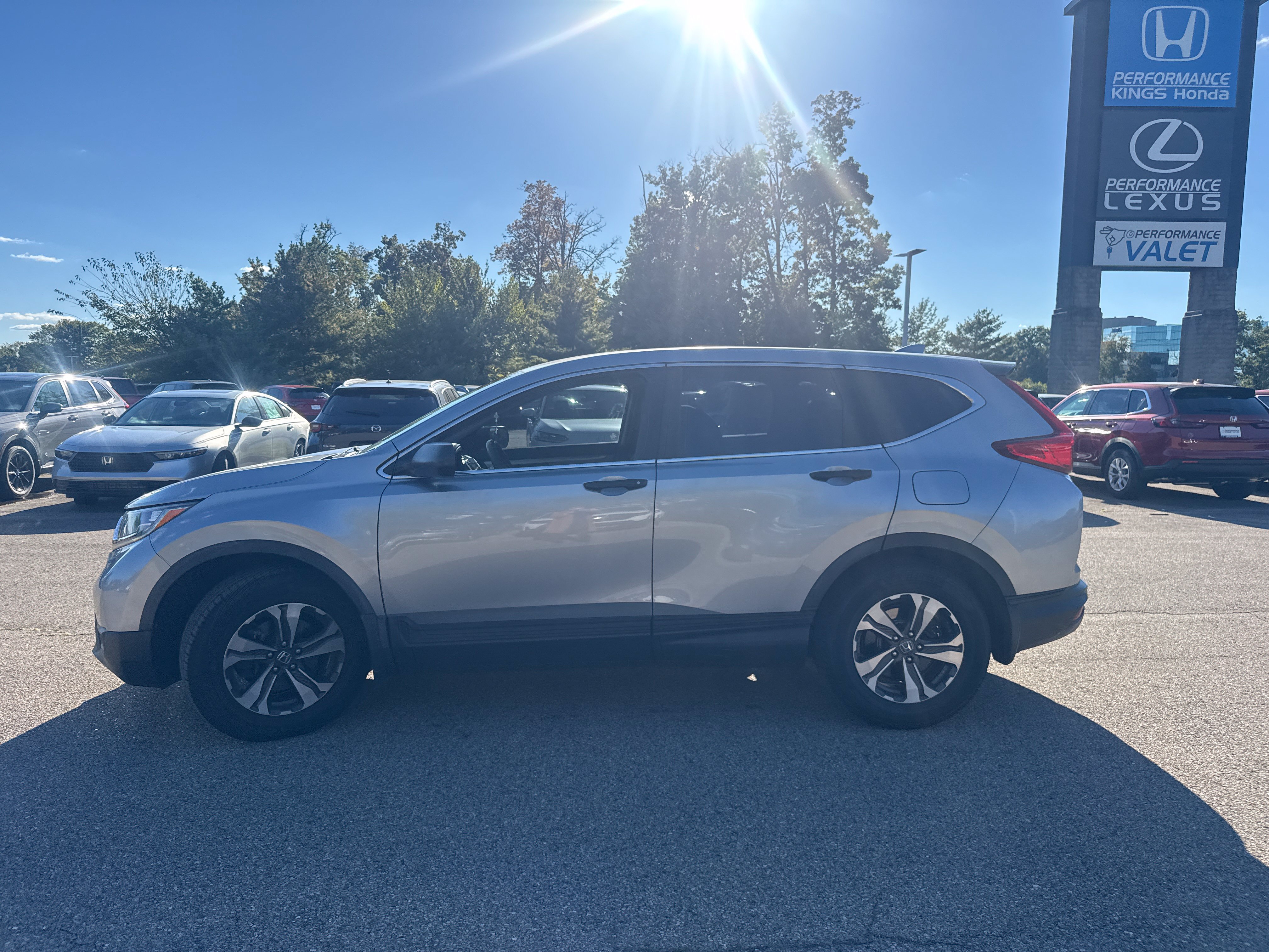 Used 2017 Honda CR-V LX image 2