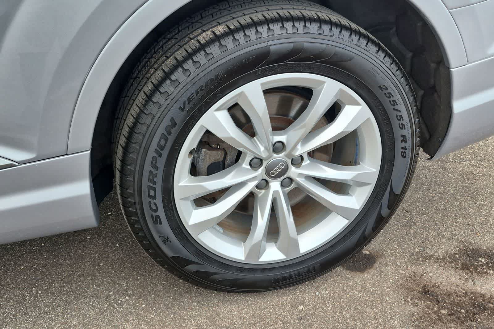 Used 2019 Audi Q7 3.0T Premium w/ Convenience Package AWD/4WD image 13