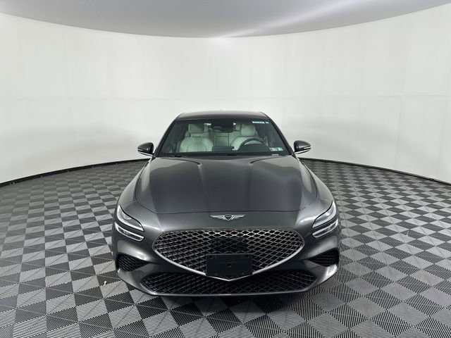 Used 2025 Genesis G70 2.5T RWD image 2