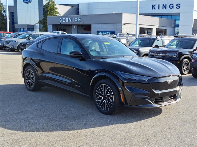 Certified 2025 Ford Mustang Mach-E Premium image 7