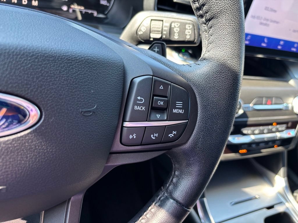 Used 2020 Ford Explorer XLT w/ Equipment Group 202A AWD/4WD image 33