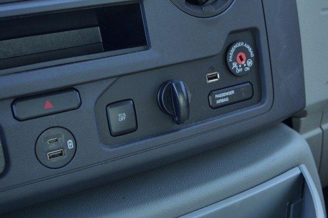 Used 2022 Ford E-350 and Econoline 350 Super Duty w/ Power Windows & Locks Group RWD image 31