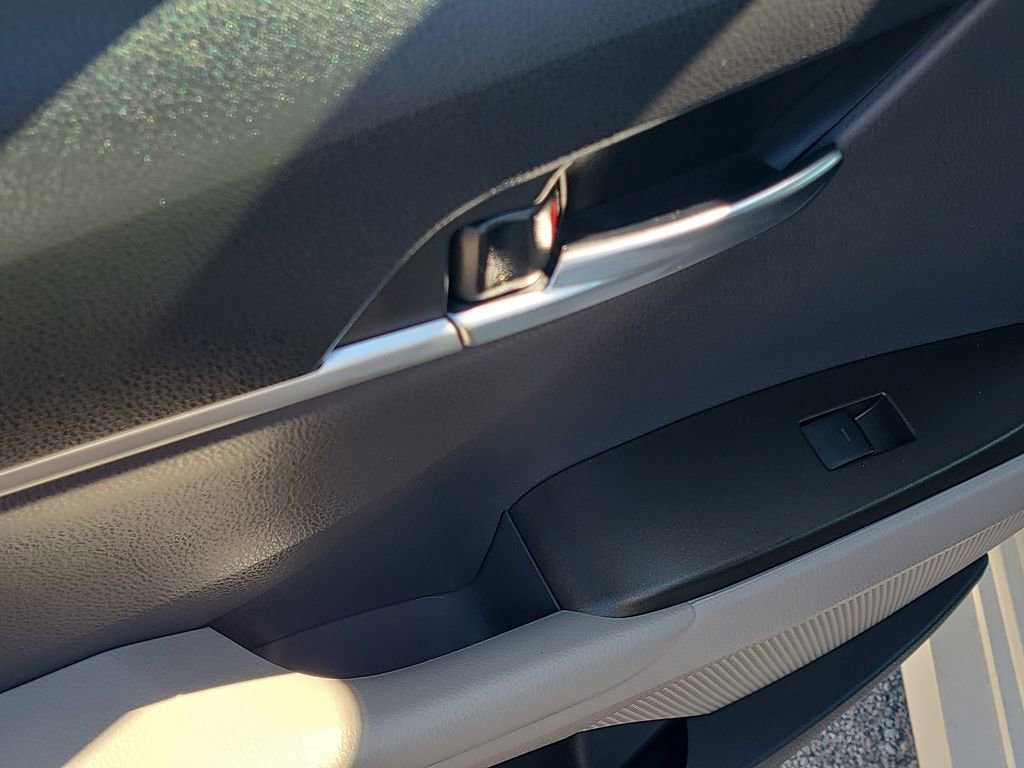 Used 2023 Toyota Camry LE image 23