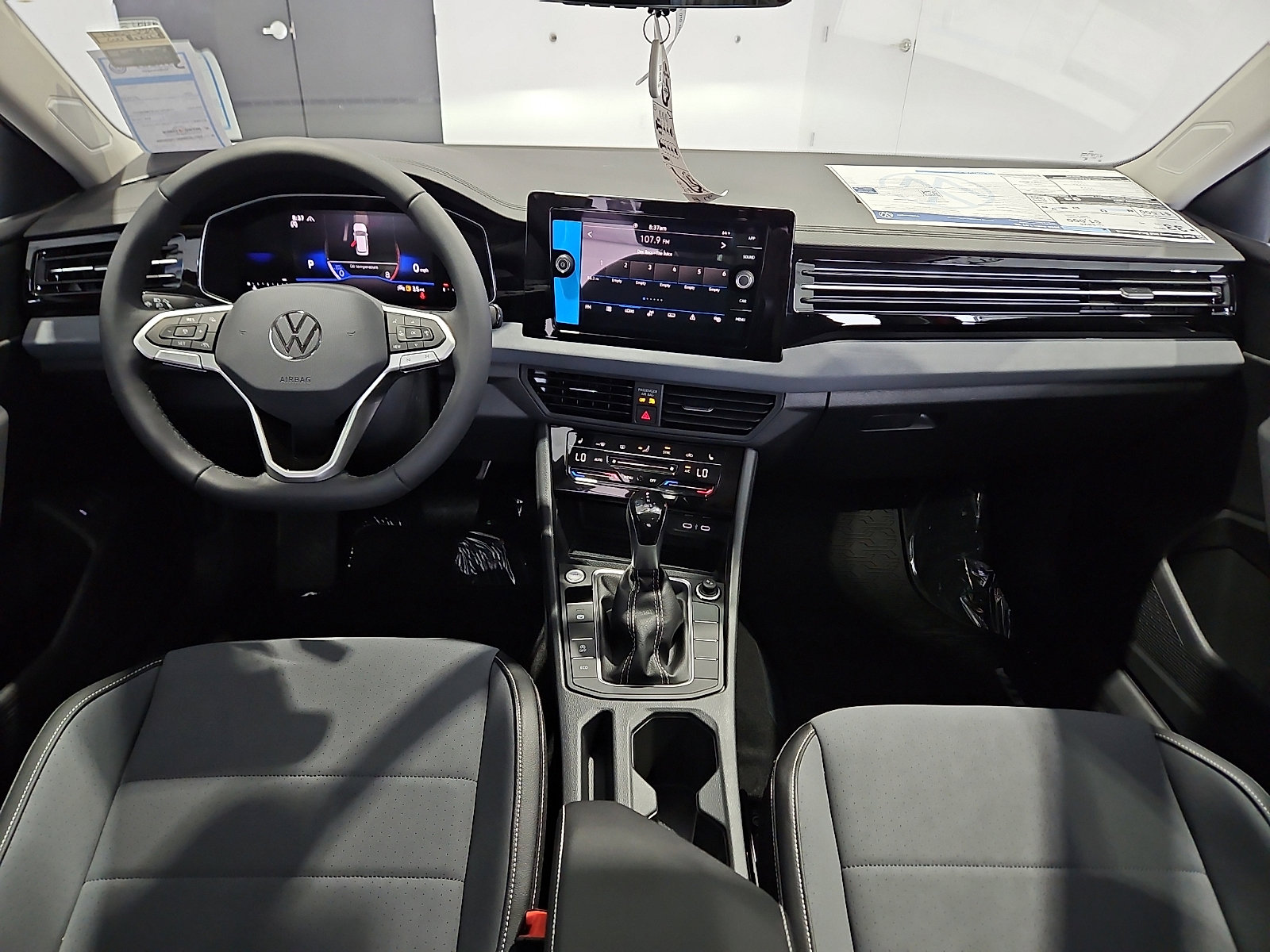 New 2026 Volkswagen Jetta SE image 8