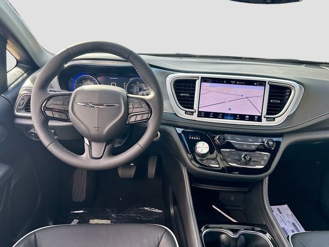 New 2026 Chrysler Pacifica Limited w/ S Appearance Package image 25