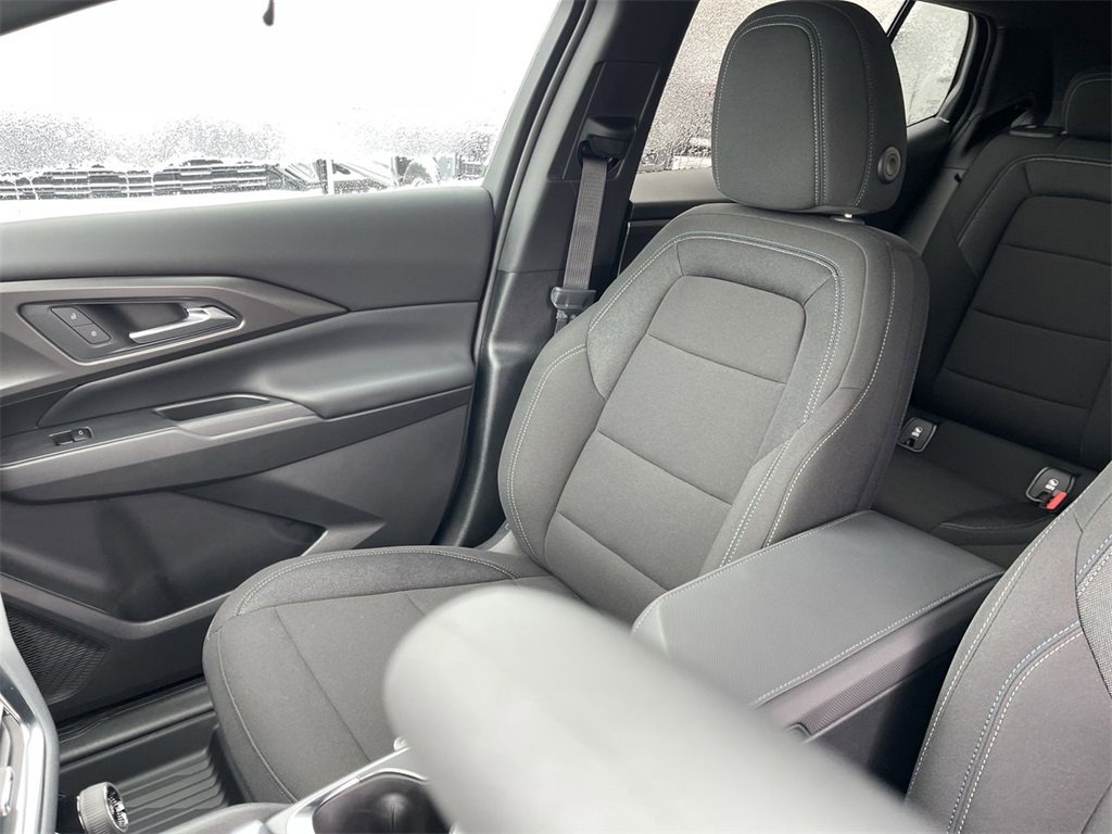 New 2026 Chevrolet Equinox EV LT image 24