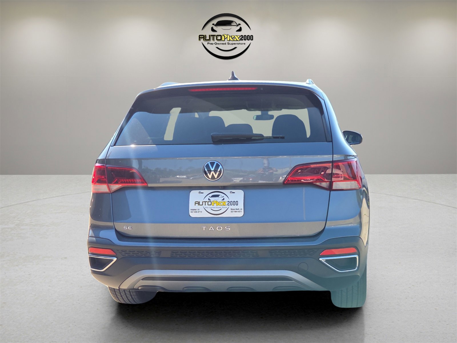 Used 2024 Volkswagen Taos SE image 6