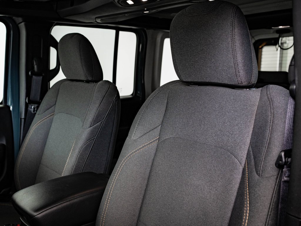 Used 2024 Jeep Wrangler Unlimited w/ Convenience Group image 23