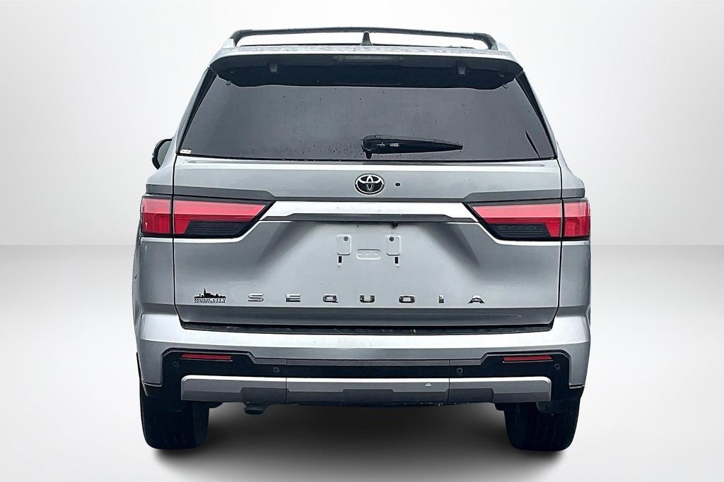 Used 2024 Toyota Sequoia Capstone image 6