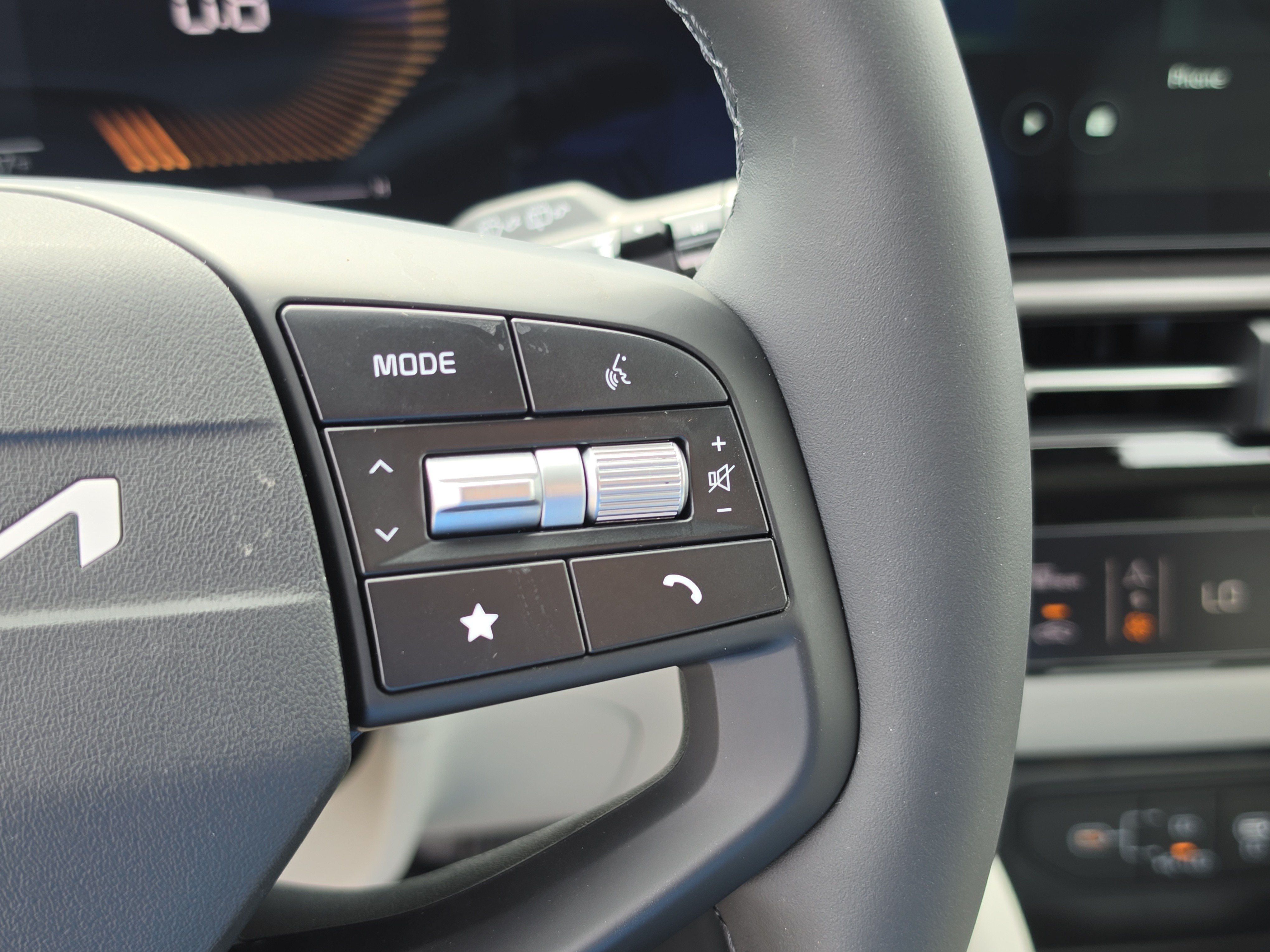 New 2027 Kia Sportage EX FWD image 31