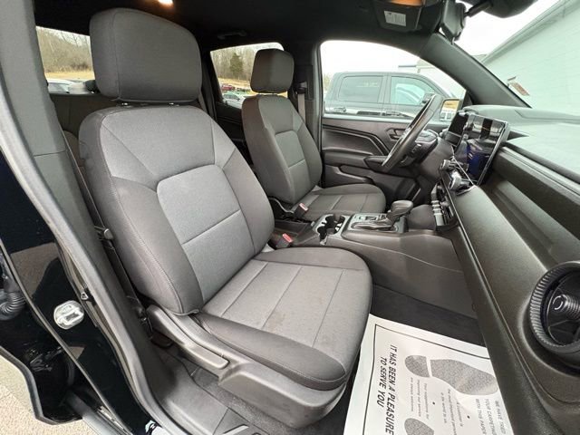 Used 2024 Chevrolet Colorado W/T image 26