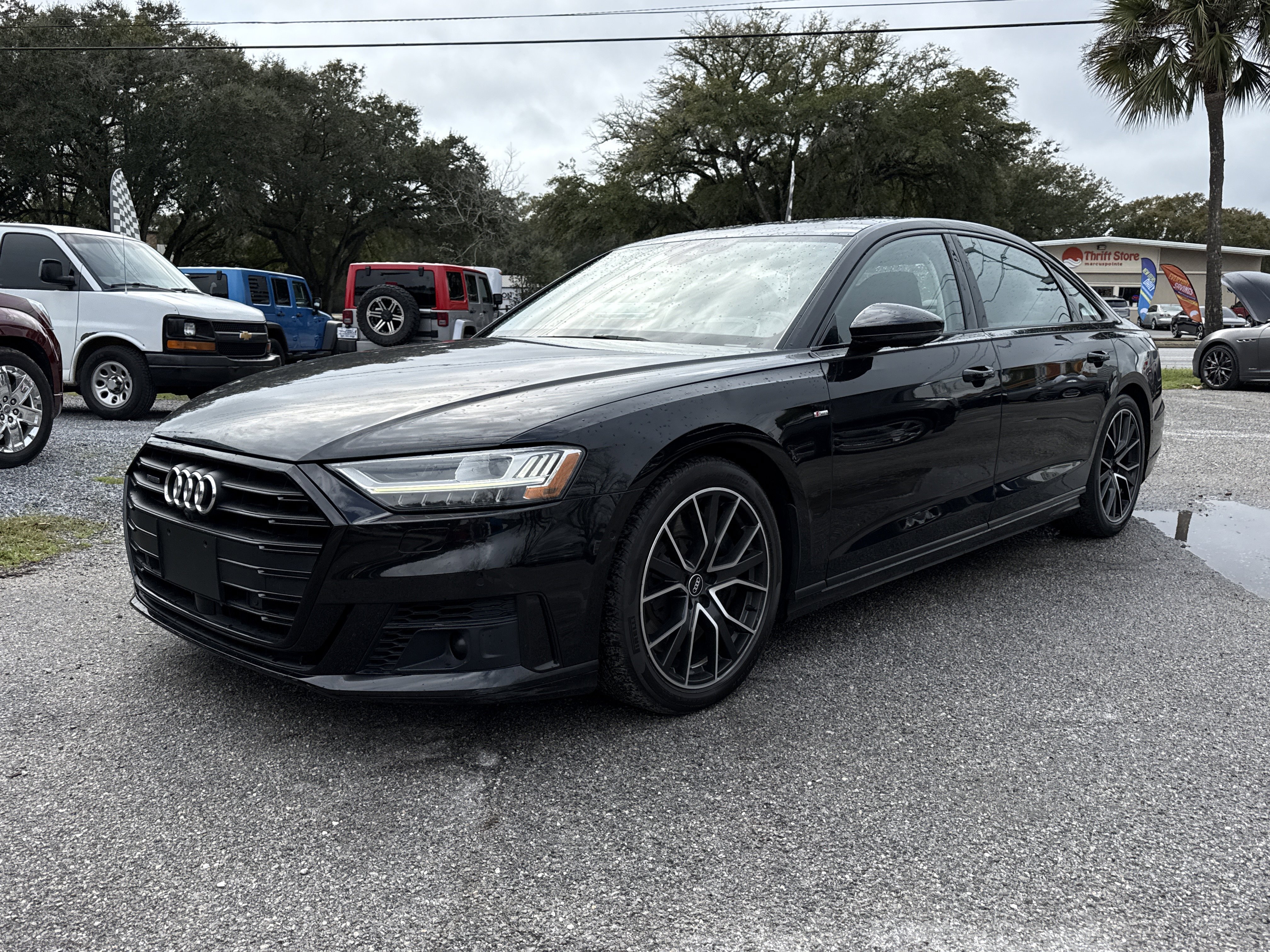 Used 2021 Audi A8 L 4.0T image 1