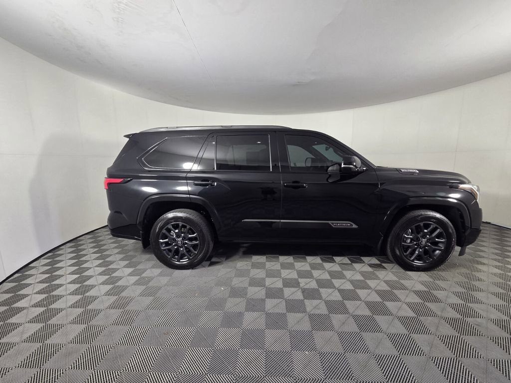 Used 2026 Toyota Sequoia Platinum image 4
