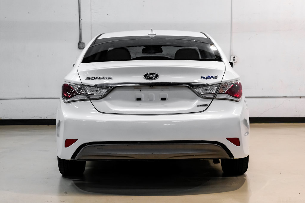 Used 2014 Hyundai Sonata Limited FWD image 13