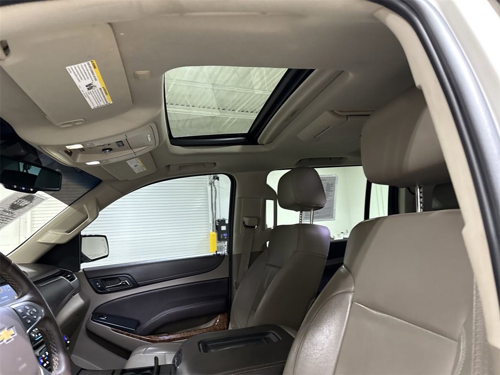 Used 2015 Chevrolet Suburban LTZ image 20
