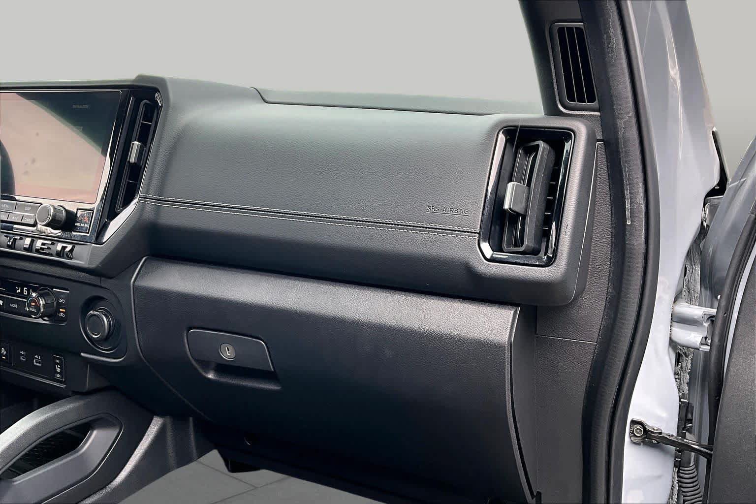 Certified 2026 Nissan Frontier SV w/ SV Convenience Package RWD image 18