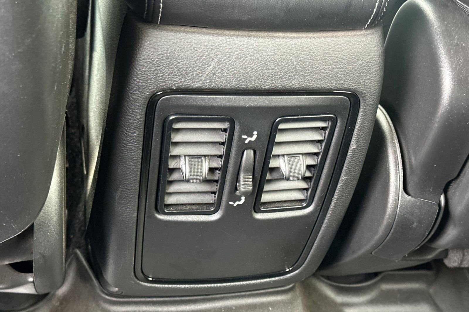 Used 2021 Dodge Durango GT w/ Blacktop Package RWD image 41