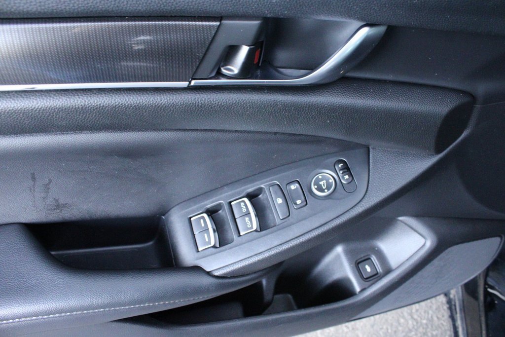 Used 2022 Honda Accord Sport image 21