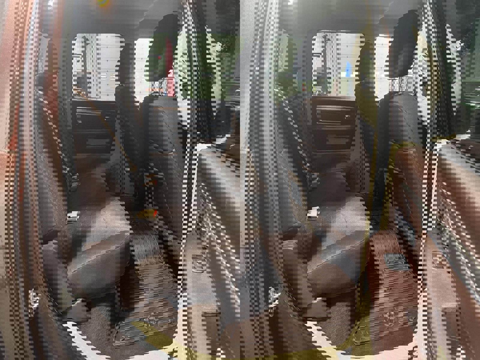 Used 2015 RAM 1500 Outdoorsman image 12