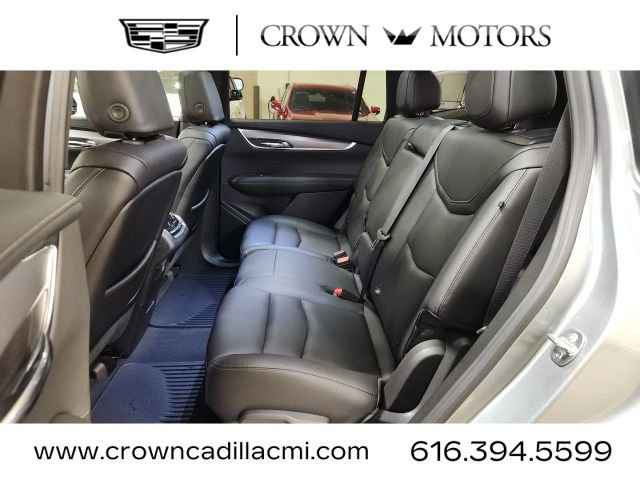 Certified 2025 Cadillac XT6 Luxury image 23