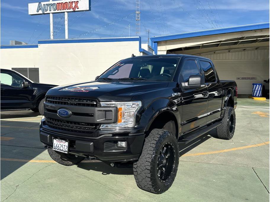 Used 2019 Ford F150 XLT w/ Equipment Group 302A Luxury AWD/4WD image 2
