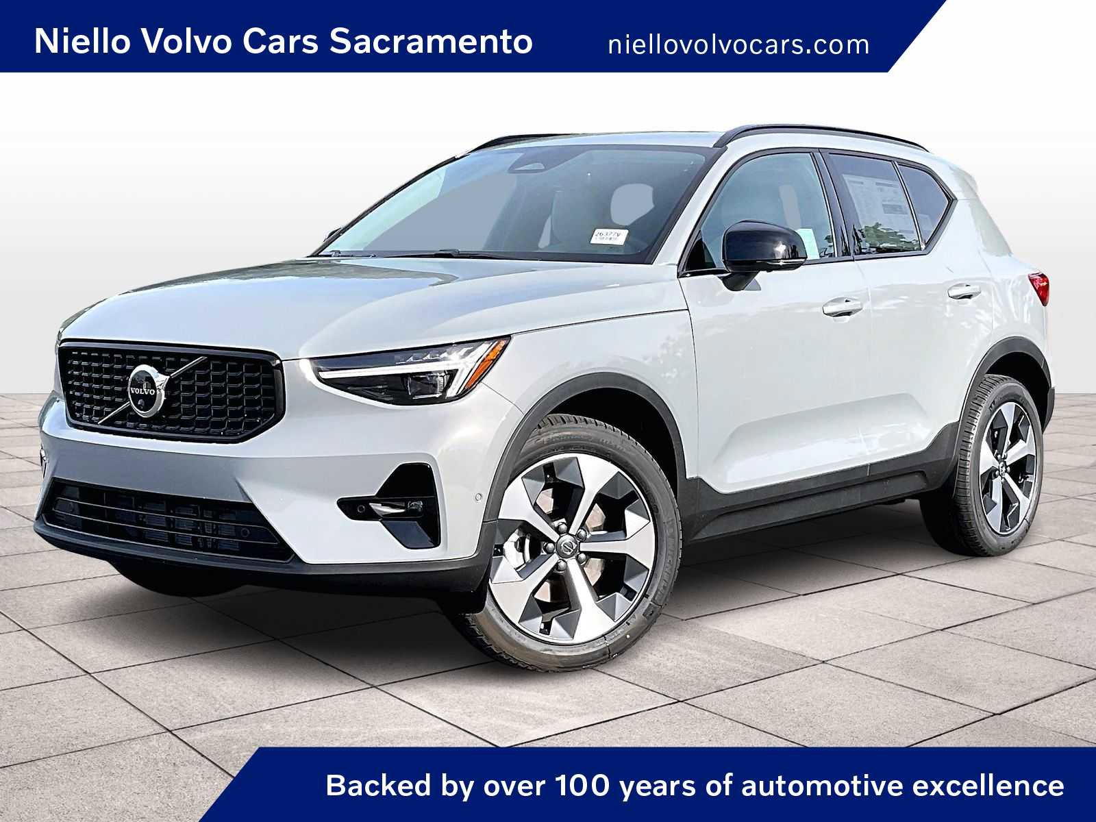 New 2026 Volvo XC40 B5 Plus w/ Protection Package Premier AWD/4WD image 1