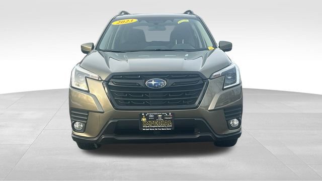 Used 2023 Subaru Forester Premium image 2