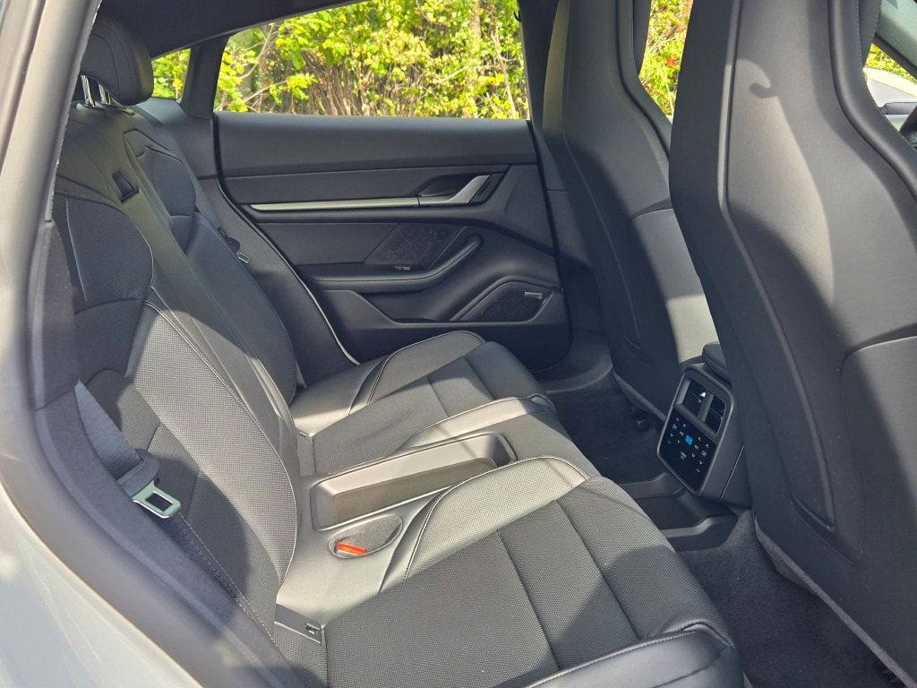 New 2026 Porsche Taycan image 34