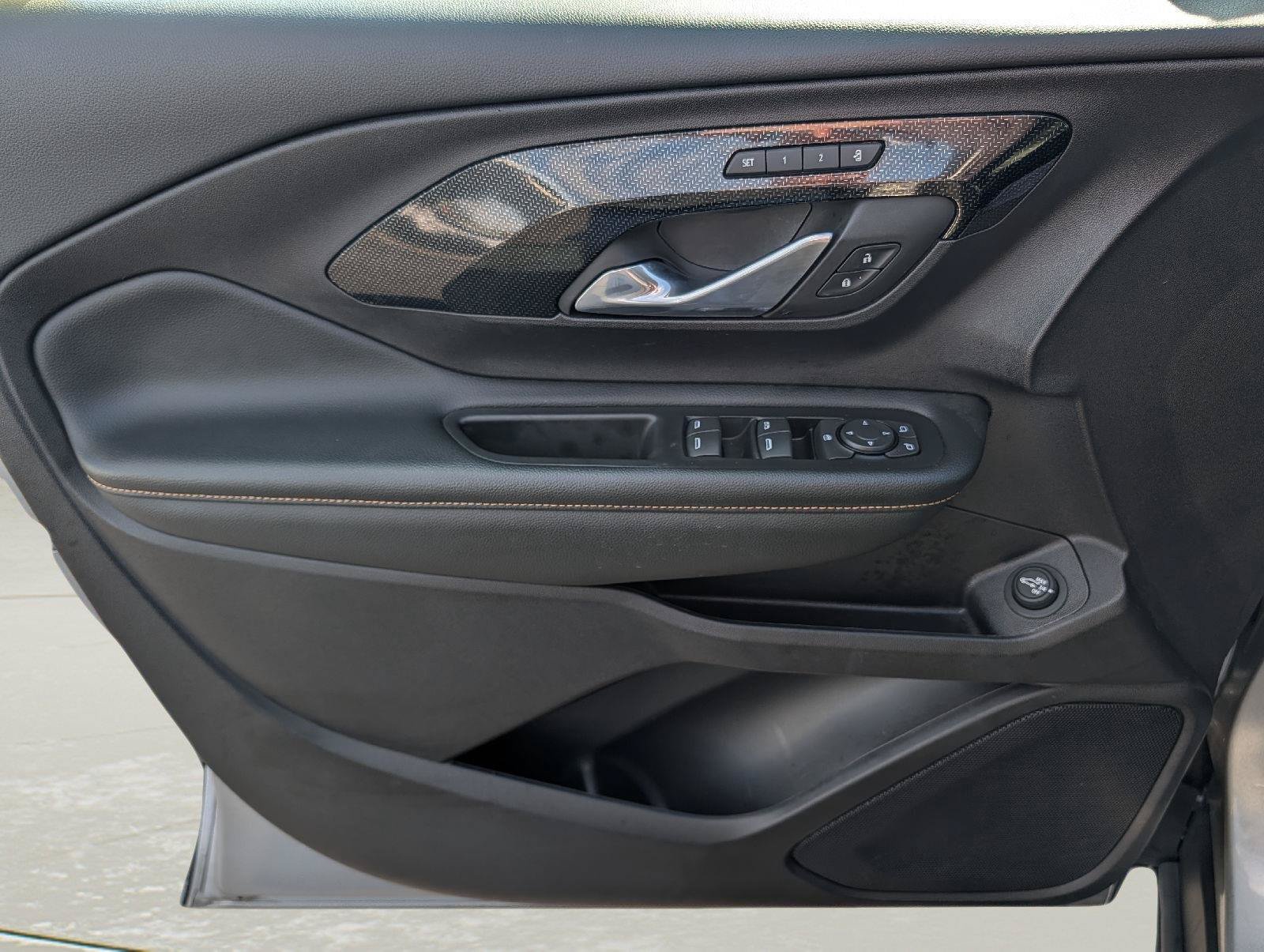 Used 2024 GMC Terrain AT4 w/ LPO, Floor Liner Package AWD/4WD image 7
