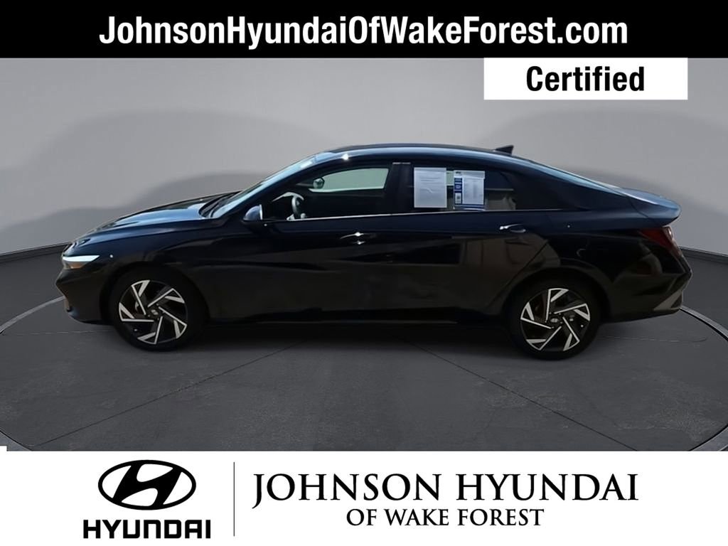Certified 2025 Hyundai Elantra Sport FWD image 5