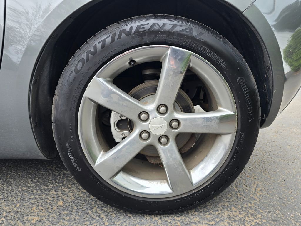 Used 2007 Pontiac Solstice Convertible w/ Premium Package RWD image 6