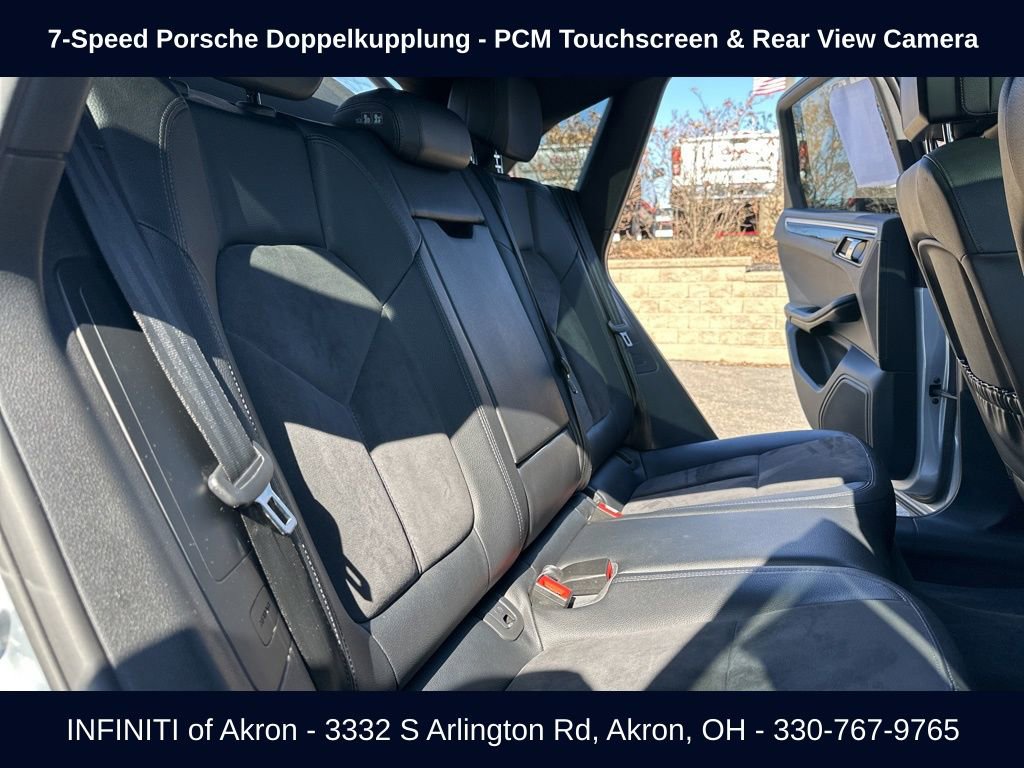 Used 2017 Porsche Macan AWD/4WD image 30