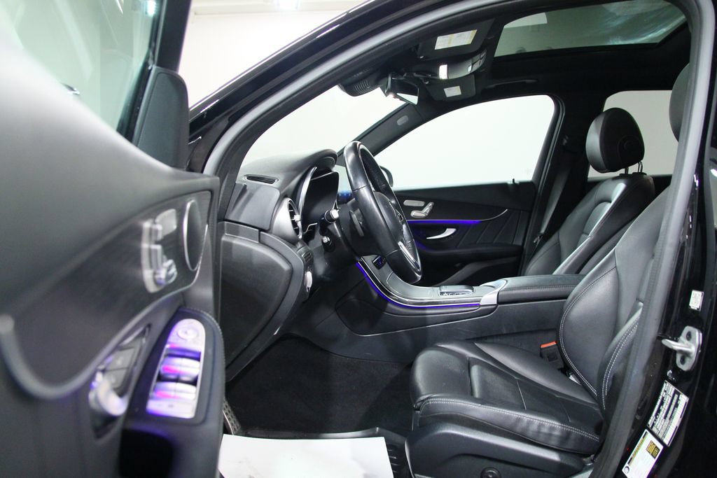 Certified 2022 Mercedes-Benz GLC 300 4MATIC image 5