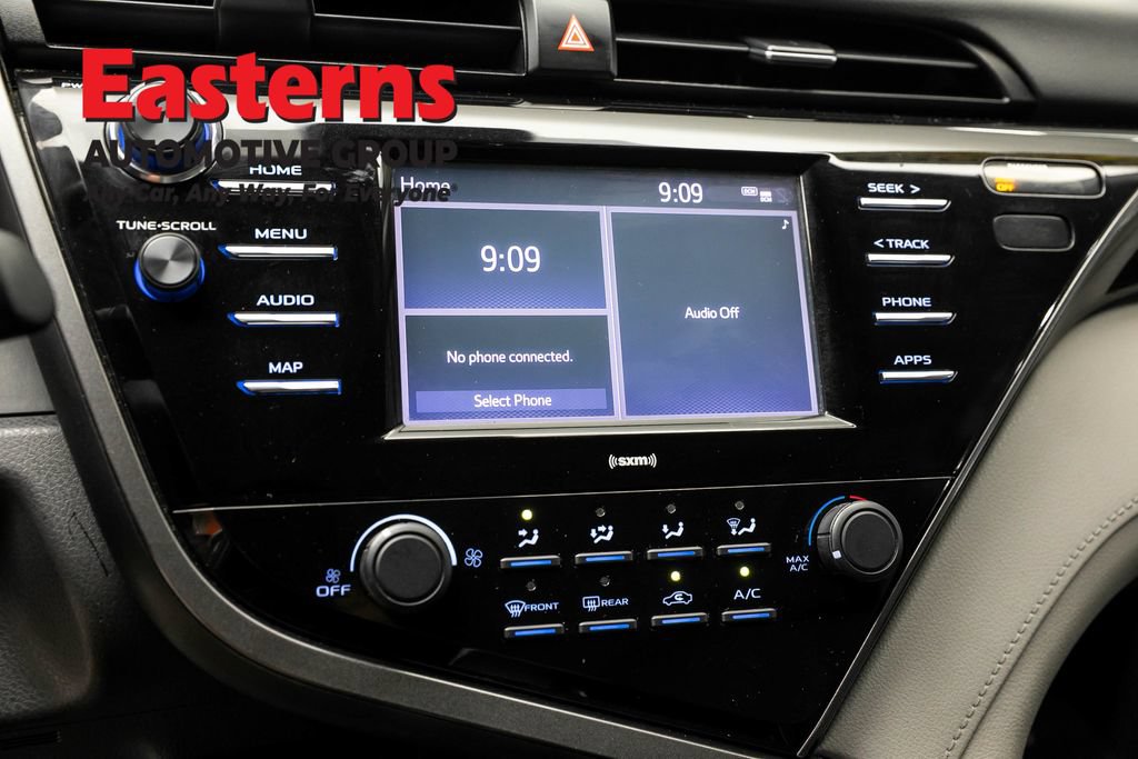 Used 2020 Toyota Camry LE FWD image 18