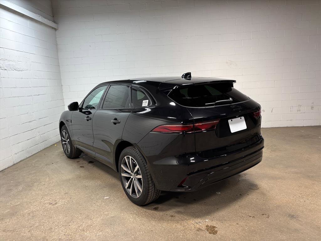 New 2026 Jaguar F-PACE R-Dynamic S image 9