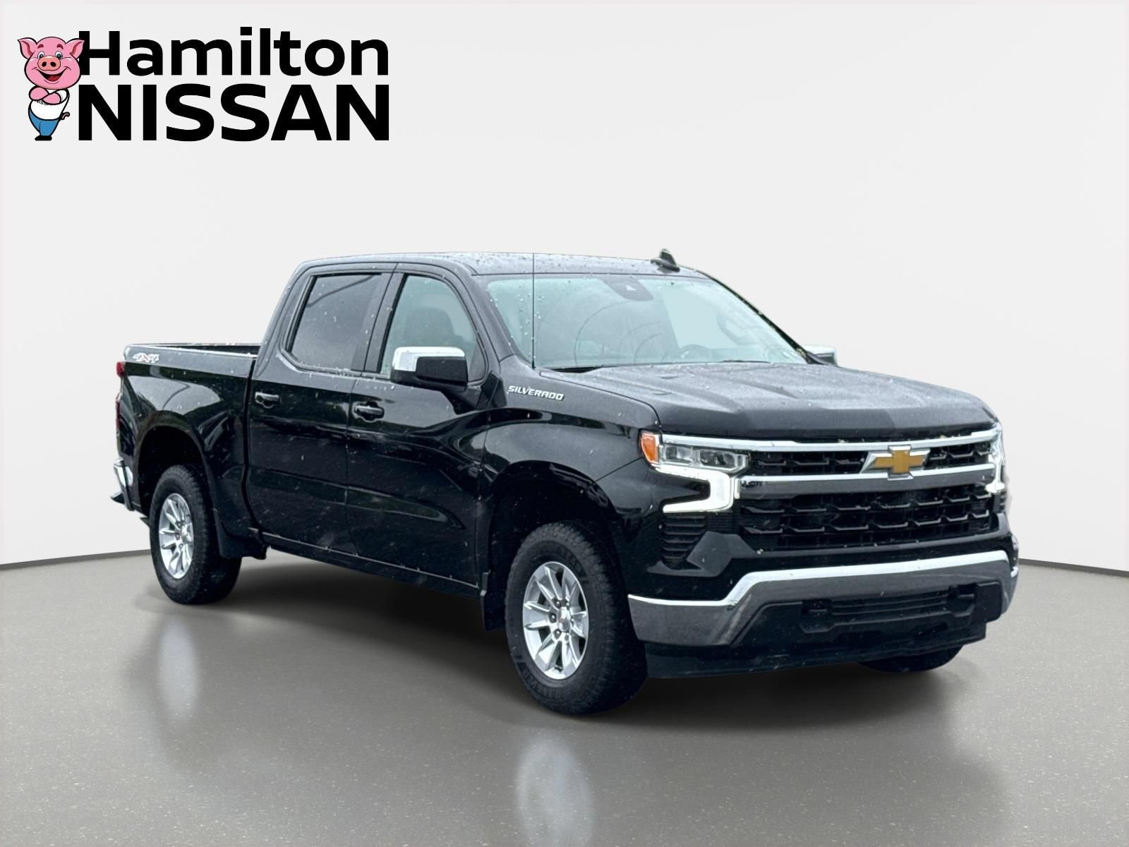 Used 2025 Chevrolet Silverado 1500 LT AWD/4WD image 1