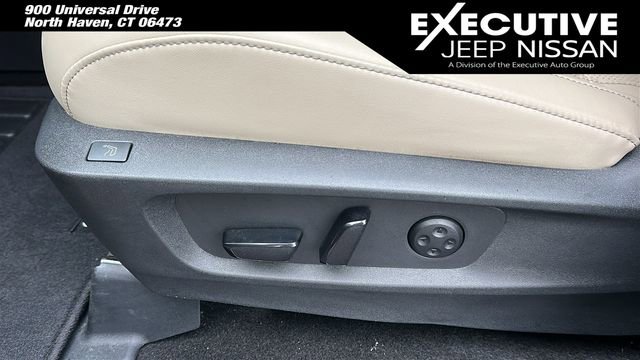 Used 2024 INFINITI QX60 Sensory image 10