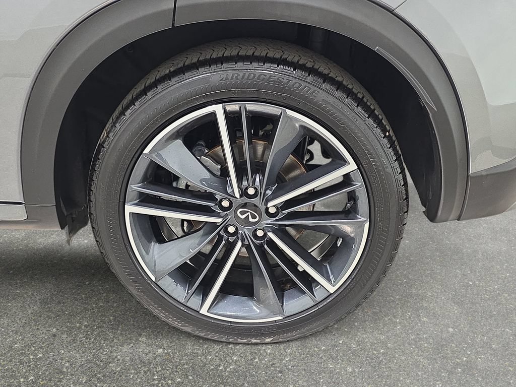 Certified 2025 INFINITI QX55 Luxe AWD/4WD image 27