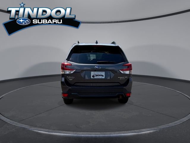 Used 2020 Subaru Forester Premium AWD/4WD image 7