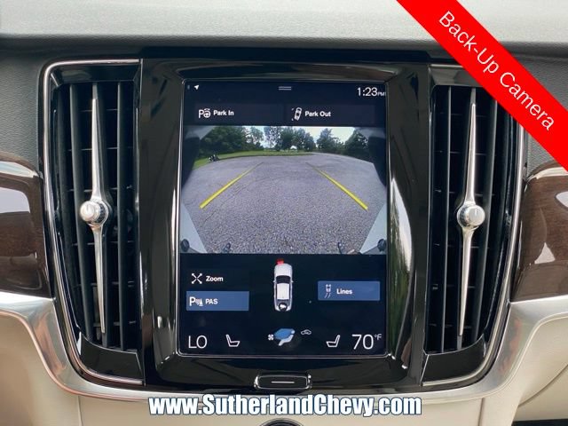 Used 2017 Volvo S90 T5 Momentum w/ Convenience Package FWD image 30