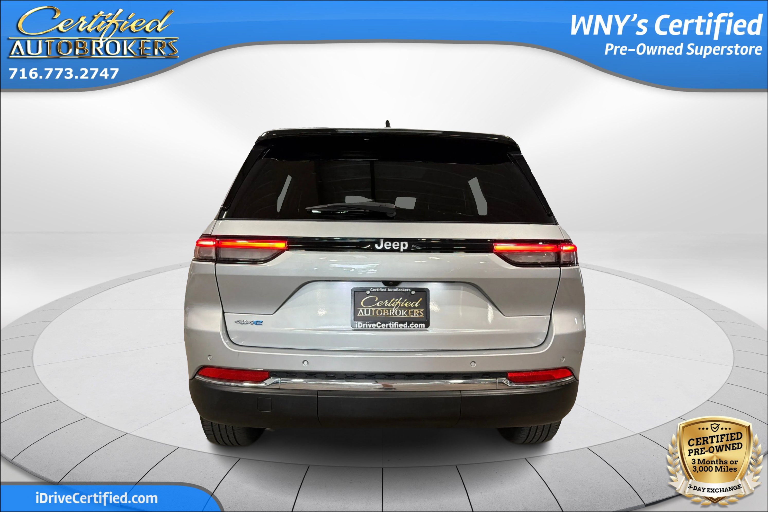 Used 2024 Jeep Grand Cherokee Limited 4xe AWD/4WD image 8