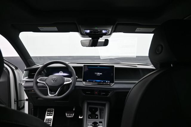 New 2026 Volkswagen Tiguan SE R-Line AWD/4WD image 10