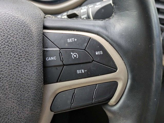 Used 2018 Jeep Cherokee Limited FWD image 26