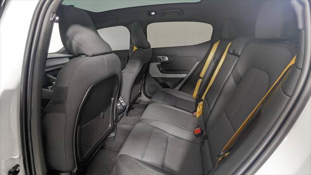 Used 2022 Polestar Polestar 2 w/ Performance Package AWD/4WD image 17
