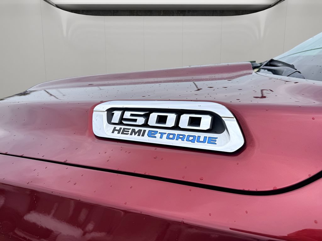 Used 2021 RAM 1500 Limited AWD/4WD image 11